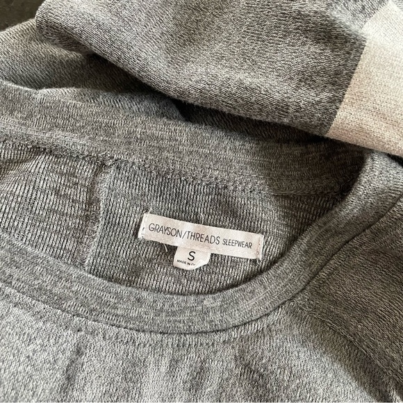 Grayson / Threads sleepwear grey soft oversized Top size Small - Picture 7 of 9